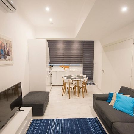 4 Bedroom Apartment Near Sliema Seafront Extérieur photo