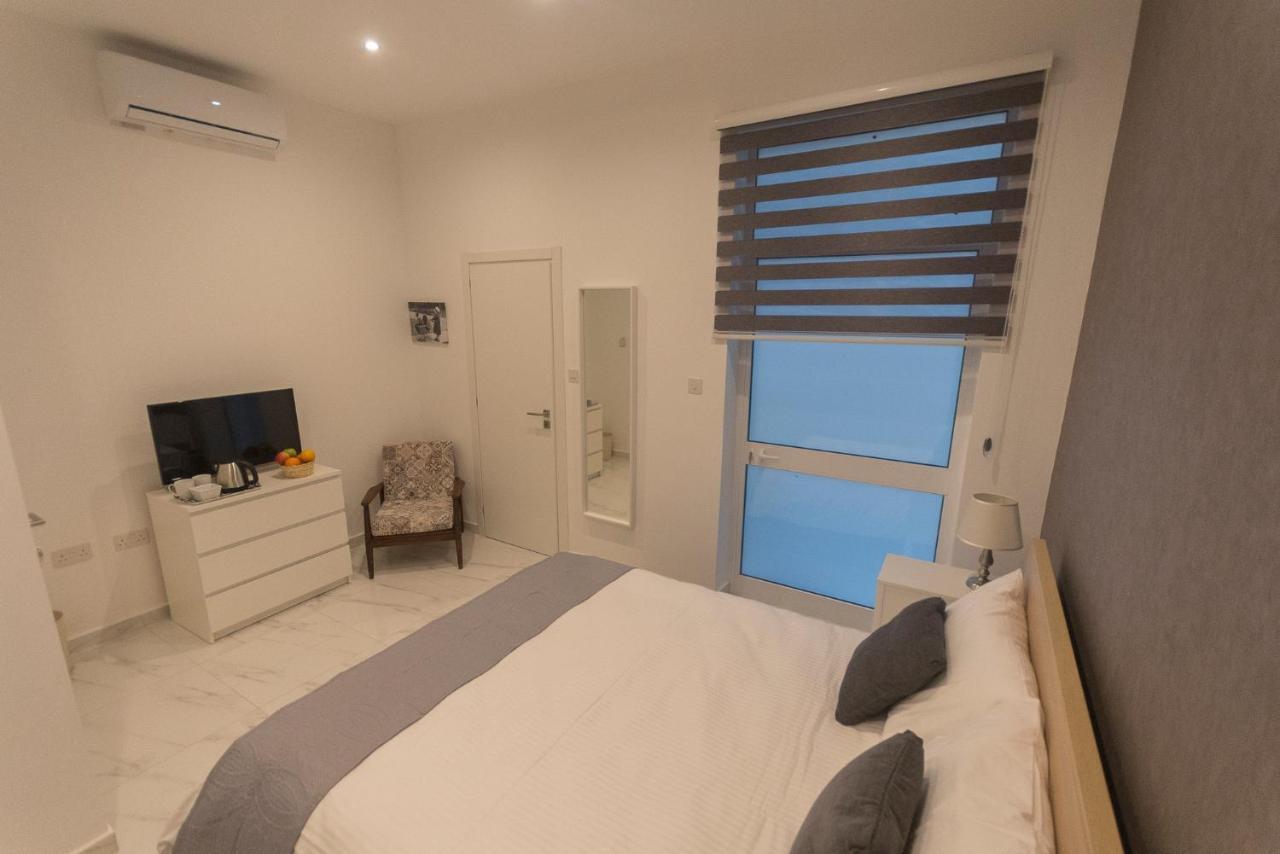 4 Bedroom Apartment Near Sliema Seafront Extérieur photo